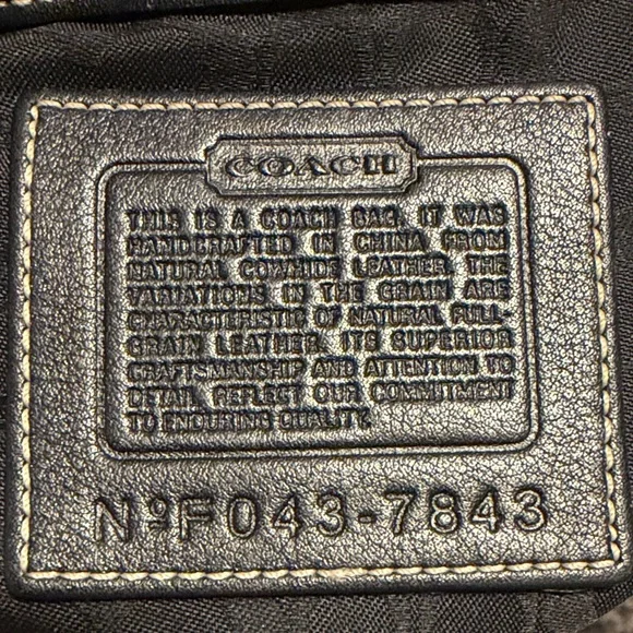 Vintage Coach Crossbody Bag, No. F043-7843 - Picture 5 of 12